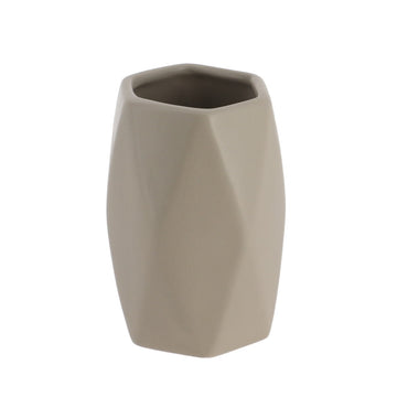 Pahar din Gresie Formă Diamant - Taupe prezentat într-un decor modern marca Ramos