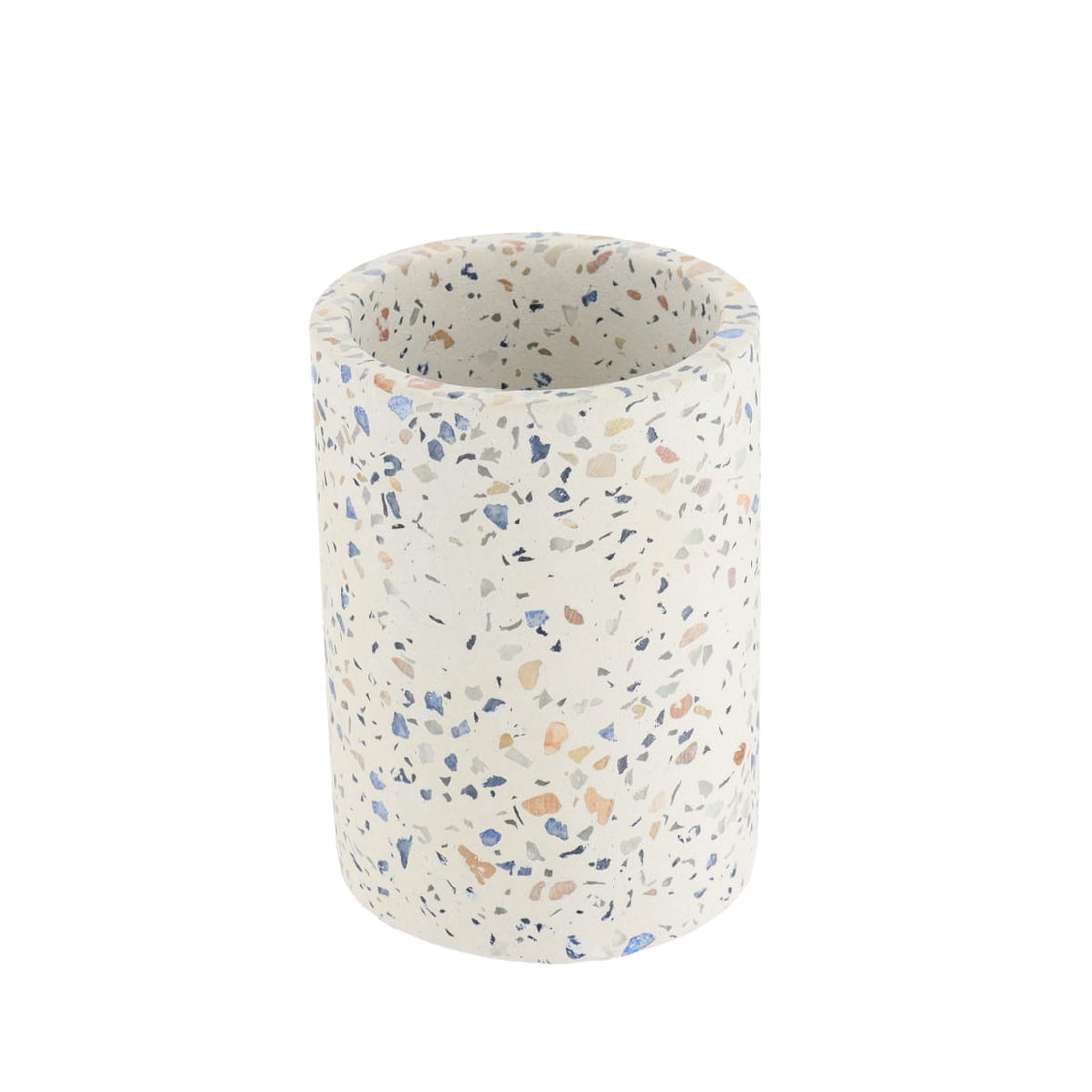 Pahar din Ciment - Terrazzo prezentat într-un decor modern marca Ramos