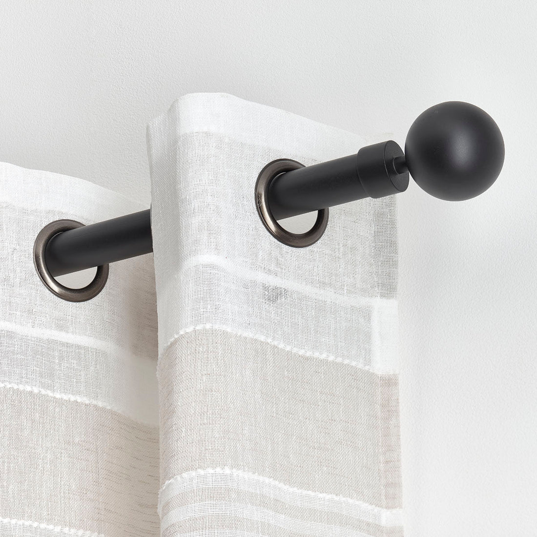 Galerie Extensibilă 120–210 cm Negru Mat – Model Gaia - ramosdecor